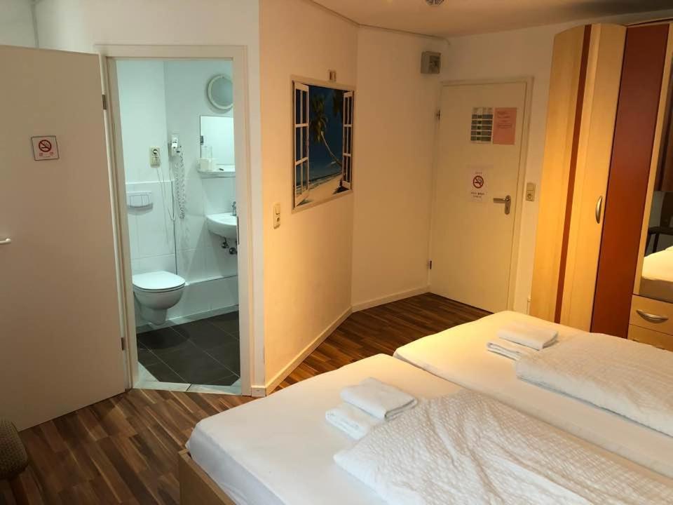 Hotel Kriftelerhof Εξωτερικό φωτογραφία