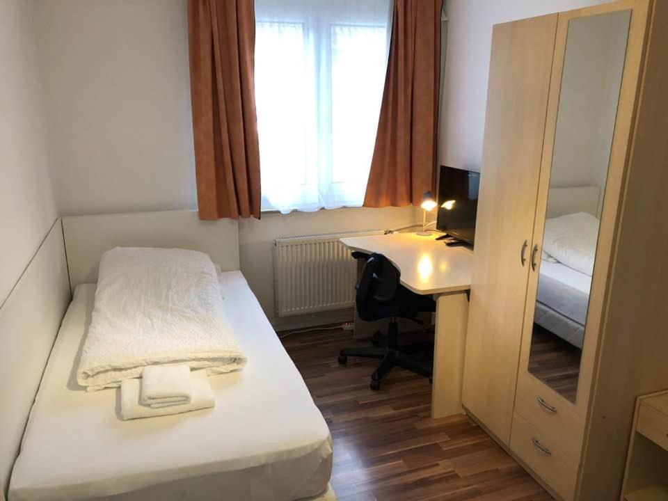 Hotel Kriftelerhof Εξωτερικό φωτογραφία